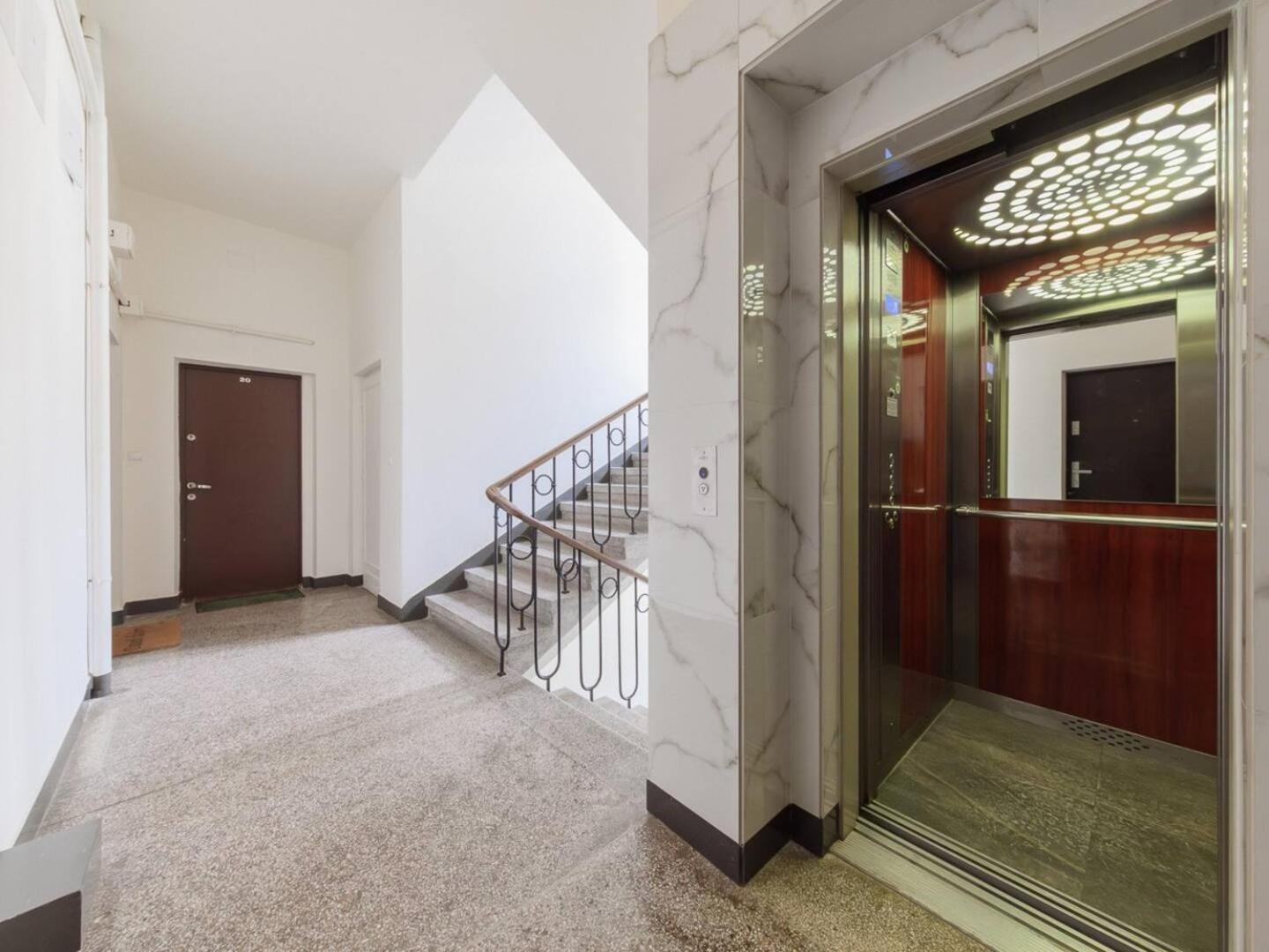 Canary Corner Studio City Centre Warsaw Ngoại thất bức ảnh